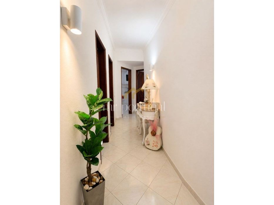 Excelente Apartamento T3 no Centro de Mafra com Parqueamento e Arre...
