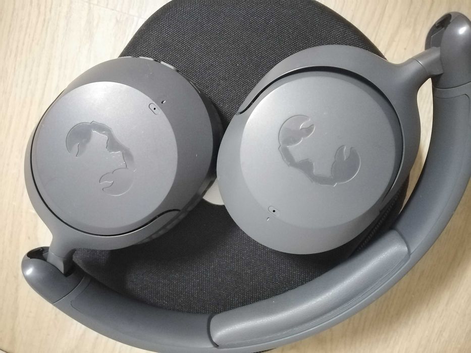 Auscultadores bluetooth sem fios com cancelamento de ruído