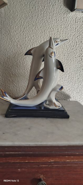 Estátua de Porcelana Golfinhos