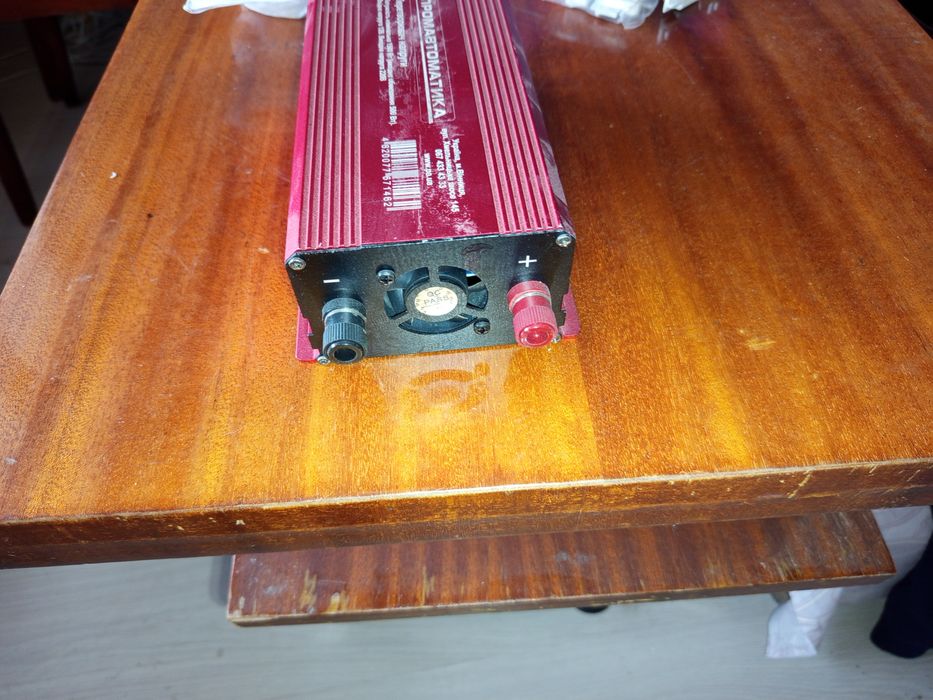 Інвертор 12 в 220 в