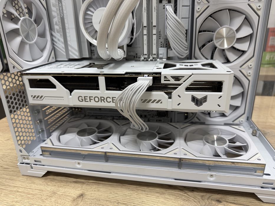 Ігровий компютер  RTX 5070ti/ Ryzen 7 7800X3D
