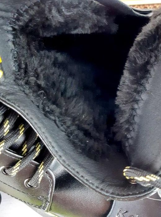 Ботинки натуральная кожа и мех 39 размер dr.Martins