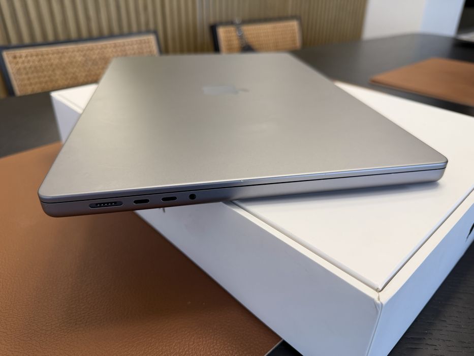 Sprzedam MacBook Pro 16” M1 Max 64GB RAM / 2TB SSD