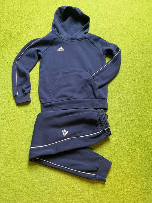 Dres Chłopięcy Adidas 140cm