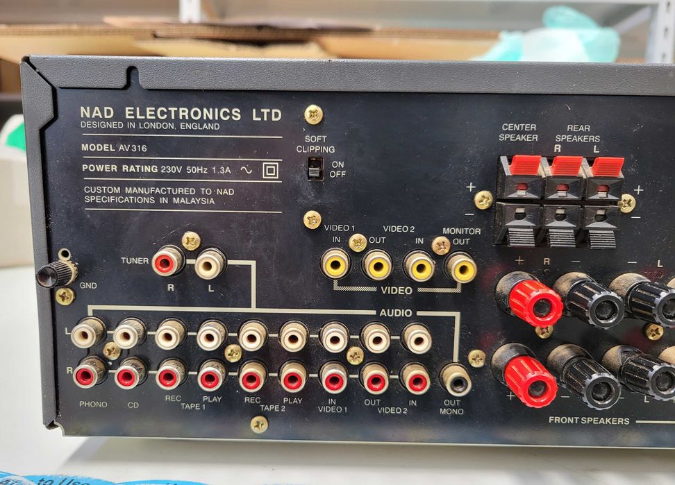 NAD av316 Amplificador 5.1