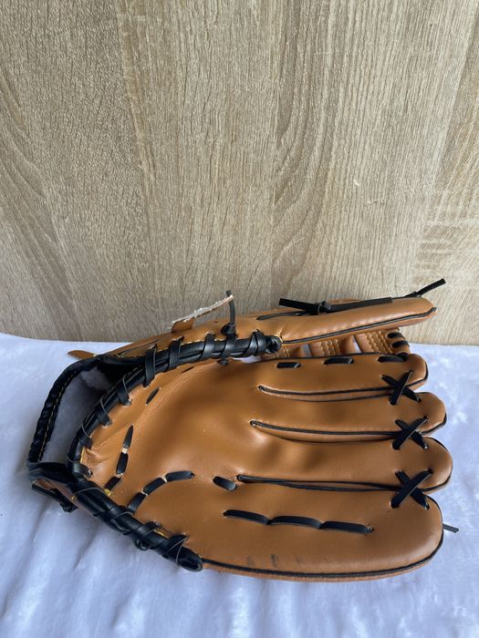 rękawica baseballowa