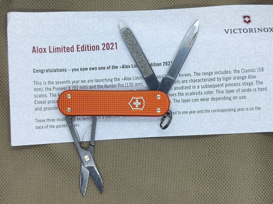 Scyzoryk Victorinox Classic Limited Edition LE2021