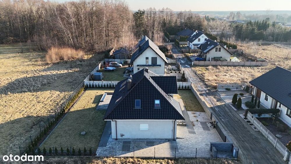 Wolnostojący dom na sprzedaż - Borek