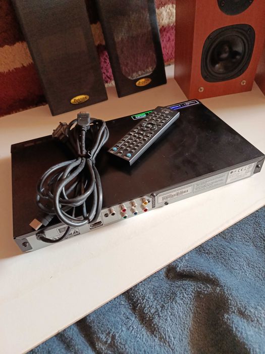 CD DVD FullHD HDMI LG pilot kabel