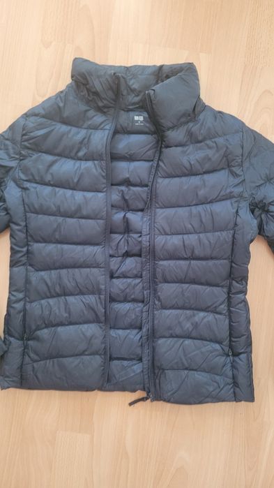 Тоненький пуховик фірми Uniqlo, розмір XS
