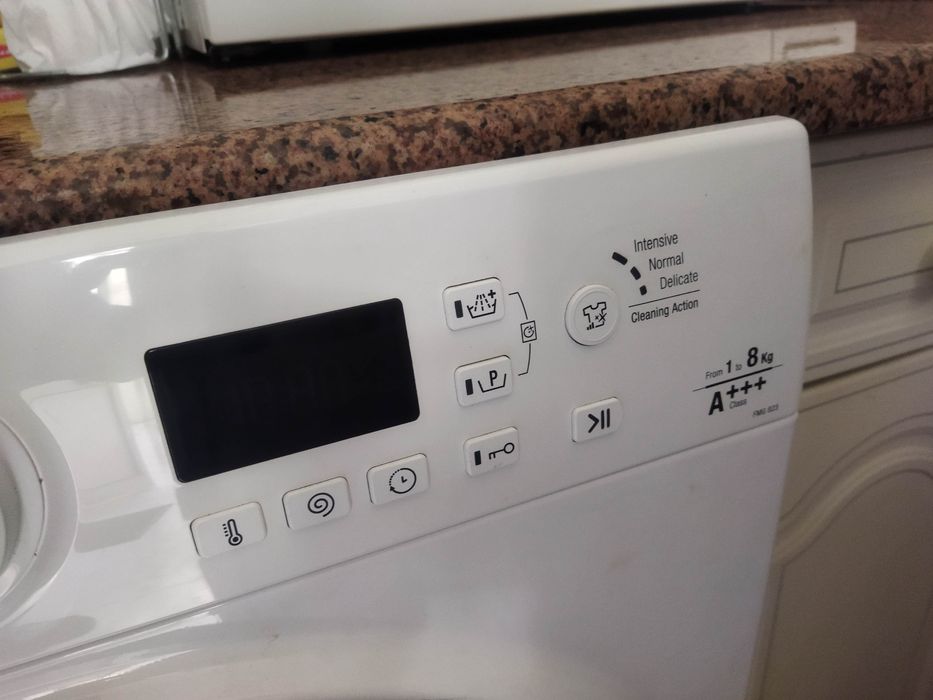 Máquina lavar roupa hotpoint Ariston, para reparação, muito bom estado