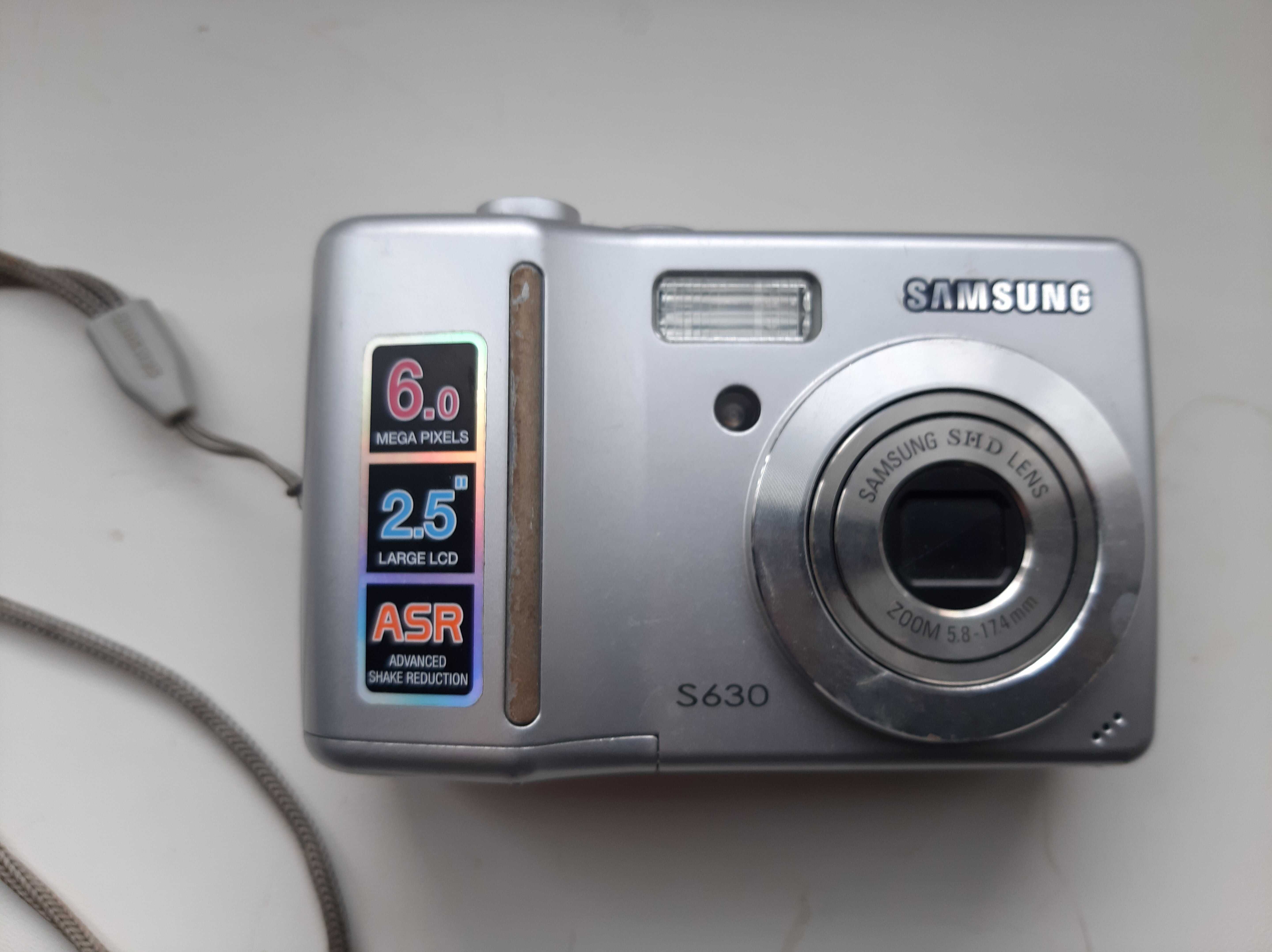 Продам фотопарат Samsung: 300 грн. - Цифрові фотоапарати Ромни на Olx