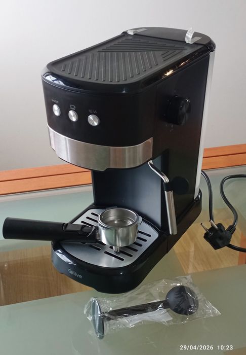 Máquina café Qi.live 5342 como nova