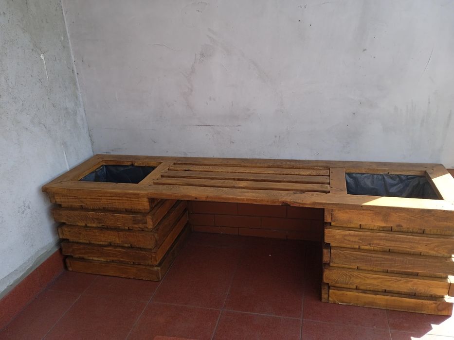 Meble ogrodowe doniczki