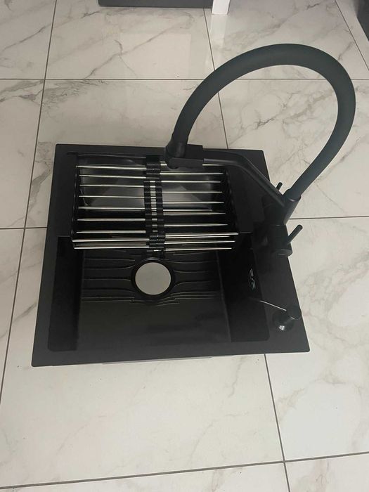 Мойка Lidz 5050 см черная и кран Lidz 020F3 гибкий с фильтром воды.