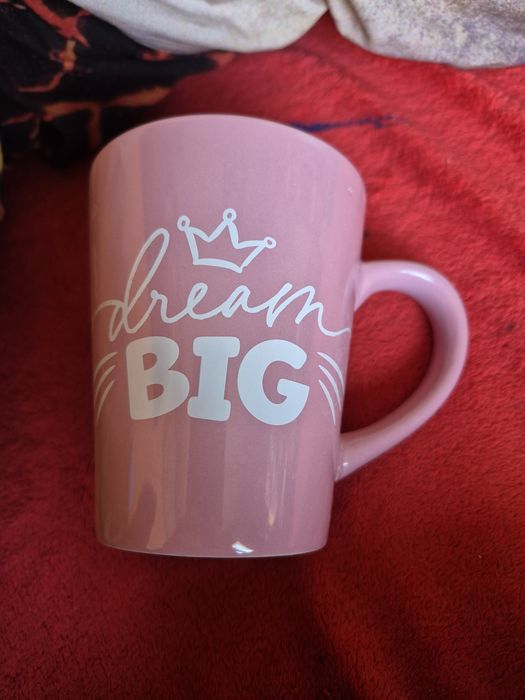 Kubek dream big pudrowo różowy