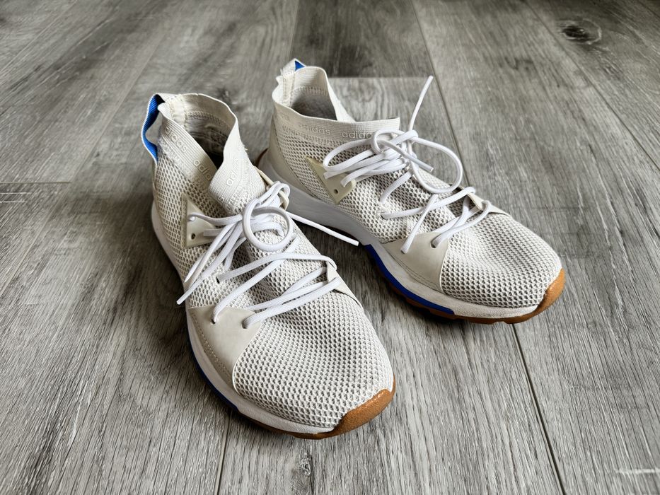 Жіночі кросівки ADIDAS