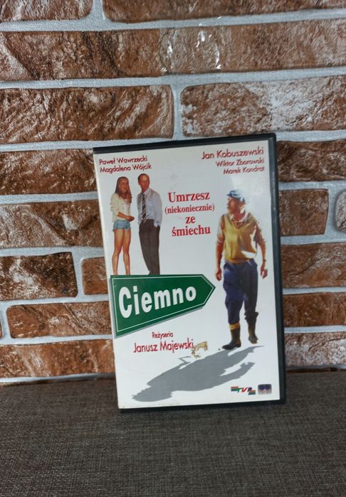 Kasety vhs wideo video.  Ciemno  VHS.  Bdb stan.