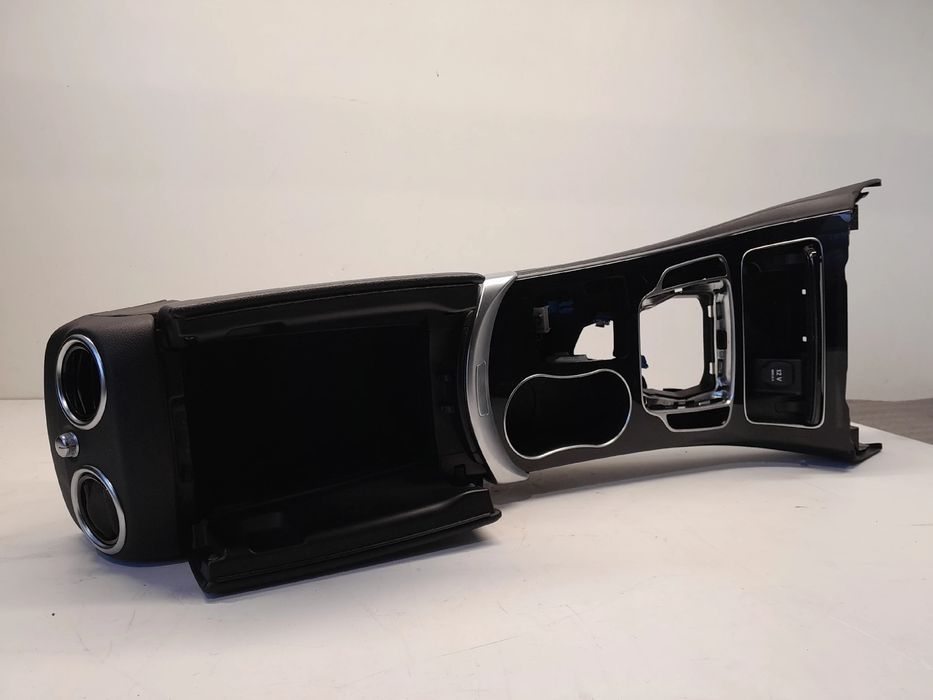 Consola central MERCEDES-BENZ Classe C (W205)
