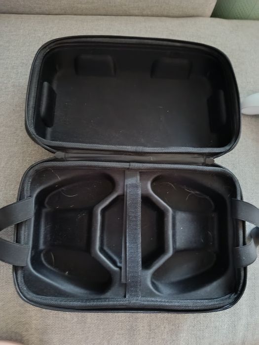 Xbox series s • pad do gry • bateria wieloużytkowa  • case do przedmiotów