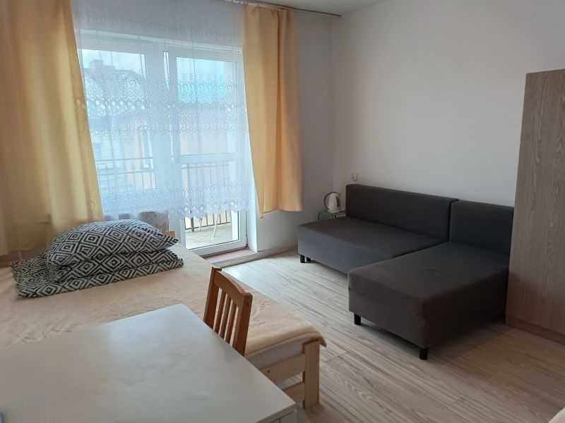 Pokoje, kwatery pracownicze / długoterminowe.