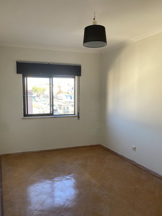 Pintor Profissional - Pintura de Casas, Telhados, Portões e Texturas"