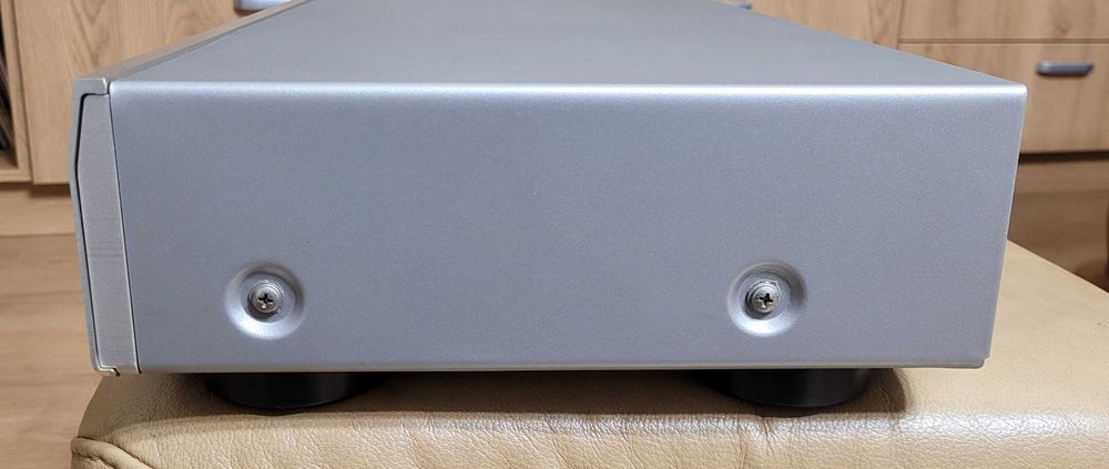 DENON DCD-700AE odtwarzacz CD z oryginalnym pilotem