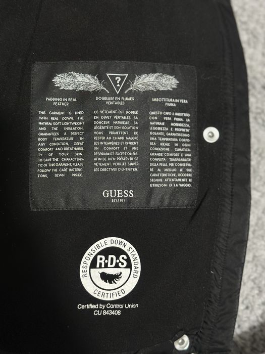 casaco alcochoado da guess