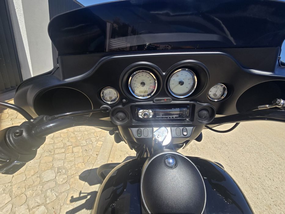 Harley davidson street glide special
