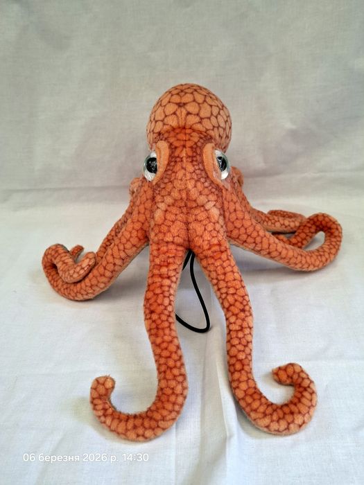 Осьминог оранжевый мягкая игрушка 33 см игра в кальмара