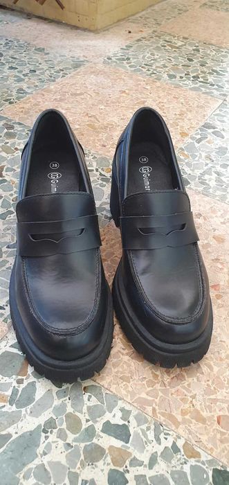 Sapato Guimarães preto nº38 (como novo)