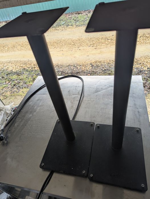 Подставки под акустические колонки Gate