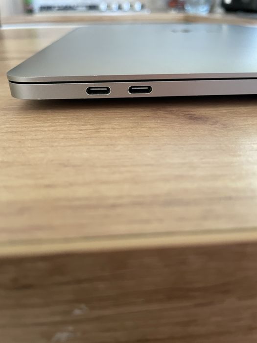 MacBook Pro 13 (A1708) 8GB RAM, ZADBANY