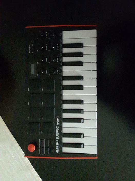 Akai Professional MPC mini64750584894977120