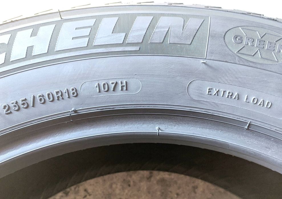 Шини зимові R18 235/60 Michelin latitude Alpin  LA2