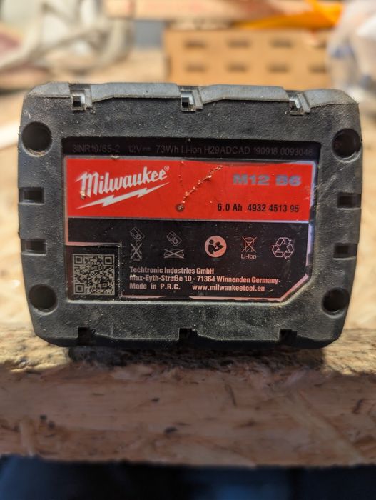 Milwaukee M12 B6 6.0Ah Li-Ion