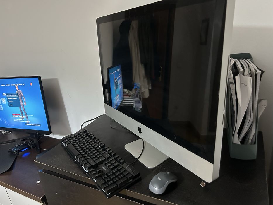 iMac Apple 21,5” (Meados 2010) + Teclado e Rato – Pronto a usar