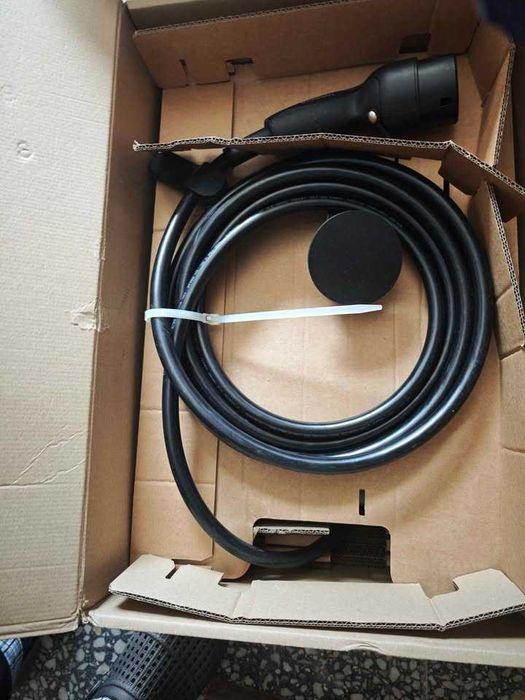 Carregador MOON Inch Lite para Carro Elétrico