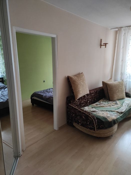 Wynajmę mieszkanie  os. Dyrekcja Dolna na parterze 3 pokoje.