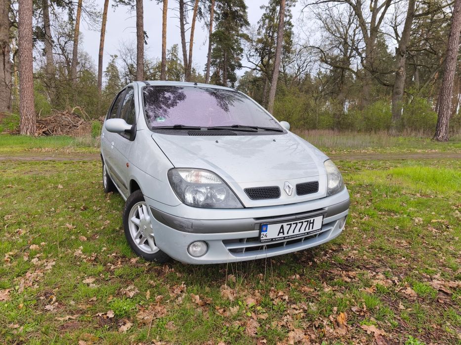 Сценік 1 2002 рік 1.6 газ/бензин