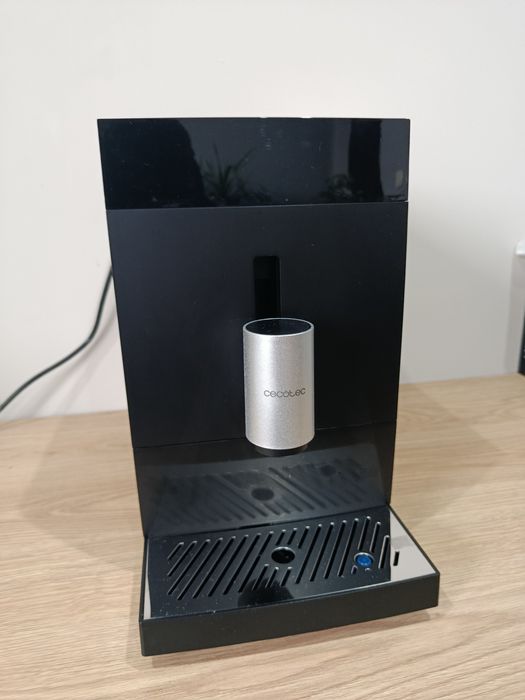 Ekspres do kawy ciśnieniowy Cecotec