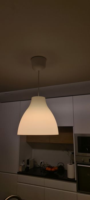 Os 2 candeeiros de tecto