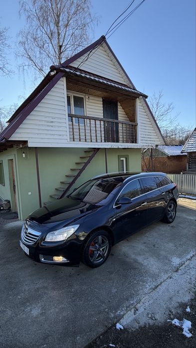 Opel Insigniya 2011р 2.0 Дизель Автомат