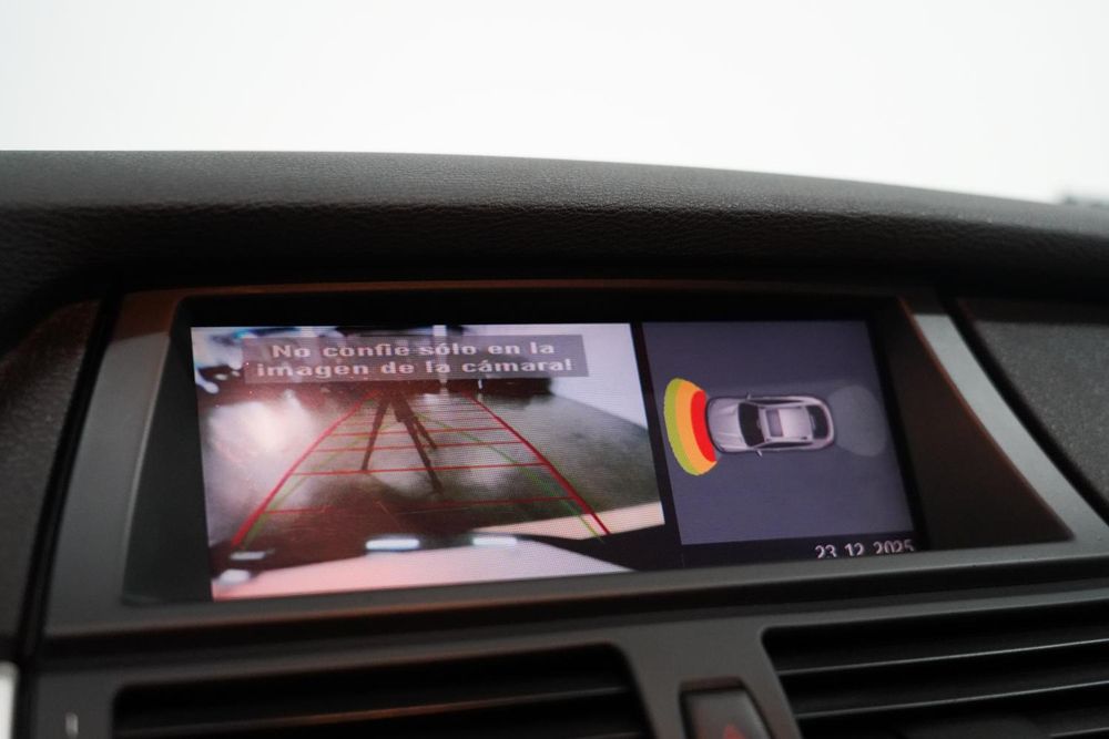 BMW X6 — fotografia 11