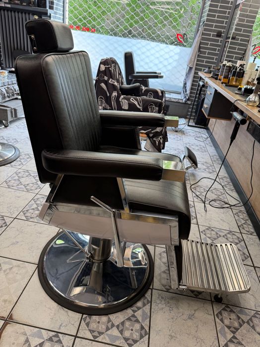 Fotel barberski AYALA LORD