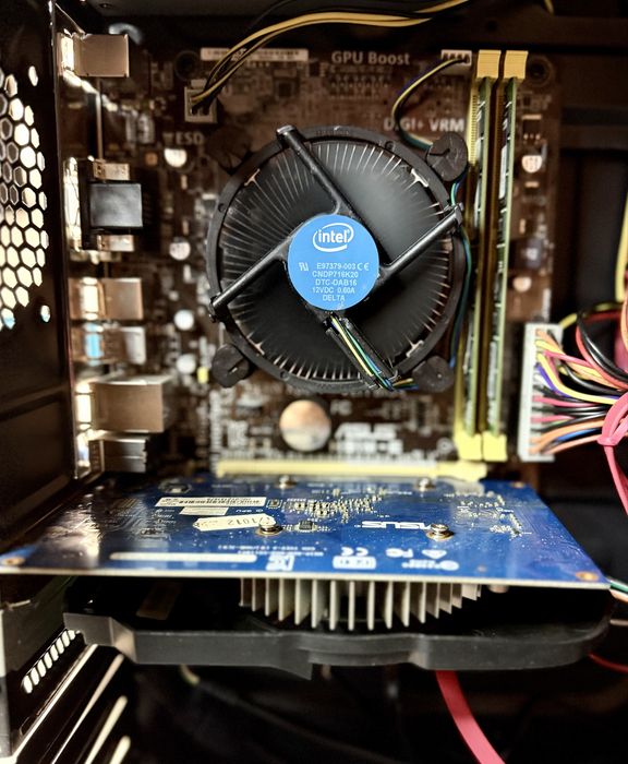 Torre Intel i3 | GT 1030