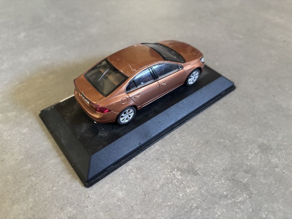 Model Motorart skala 1/43 Volvo S60 niekompletny