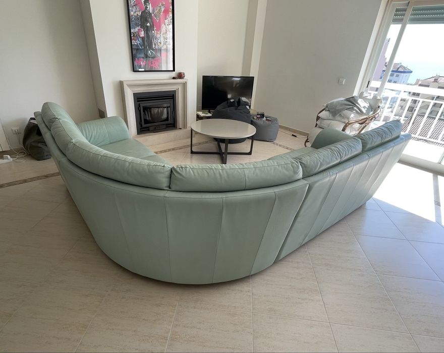 Sofá de canto em pele verde água