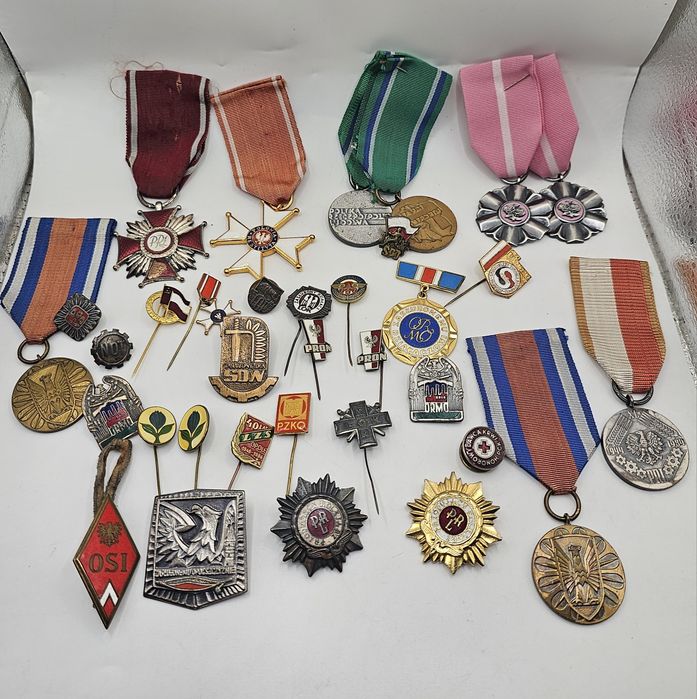 Odznaczenia PRL-u wraz z dokumentami nadania ormo krzyż PKP zasługi