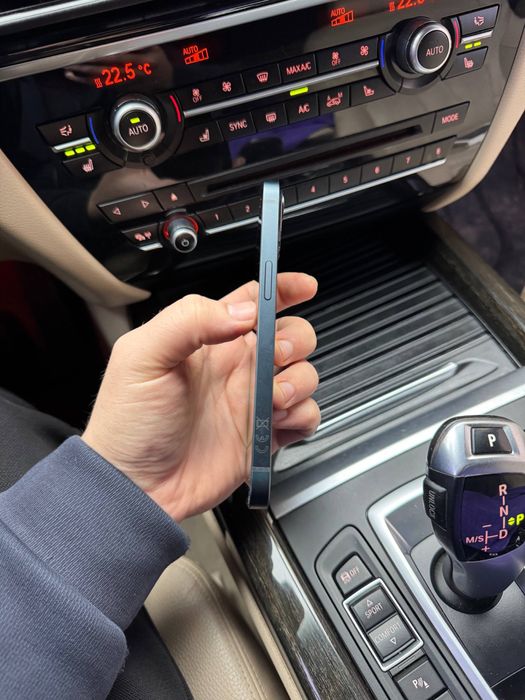 iPhone 13 128GB Midnight